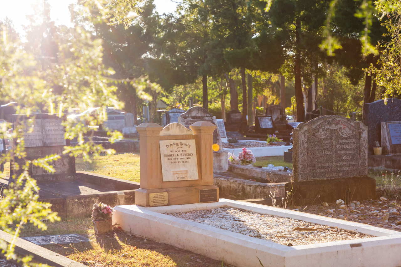 Graves with headstones at Hemmant Cemetery.