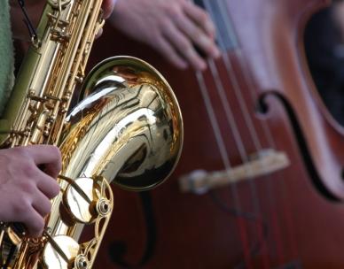 Bands in Parks: Twilight Jazz by the River