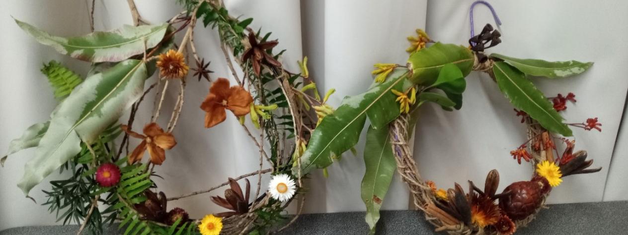 Botanical art: Seasonal wreath making